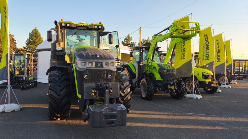 French Debut! Zoomlion Agricultural Machinery Appears at SOMMET DE L'ELEVAGE Livestock and Agriculture Exhibition